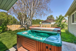 Lovely Twin Falls Home with Private Hot Tub!